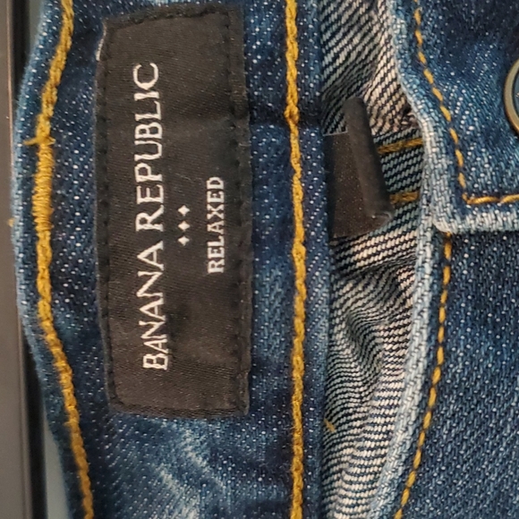 Banana Republic Men's Relaxed Jeans size 35x30 - Picture 2 of 7